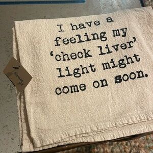 NWT ellenbee gift tea towel